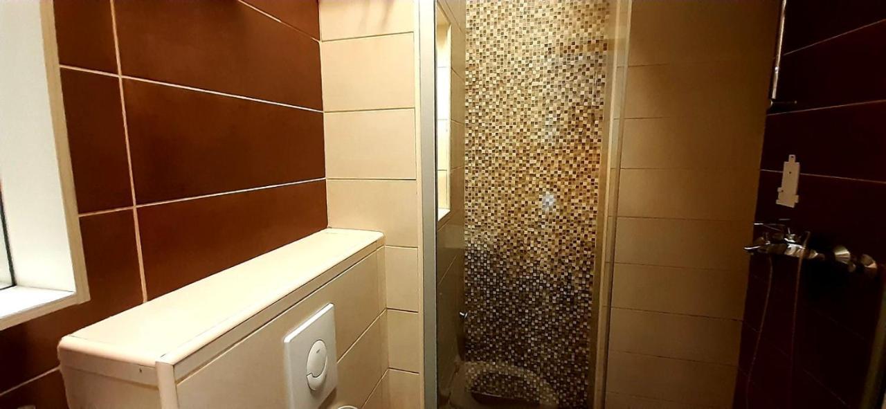 Ferienwohnung Alex 3 Belgrad Exterior foto